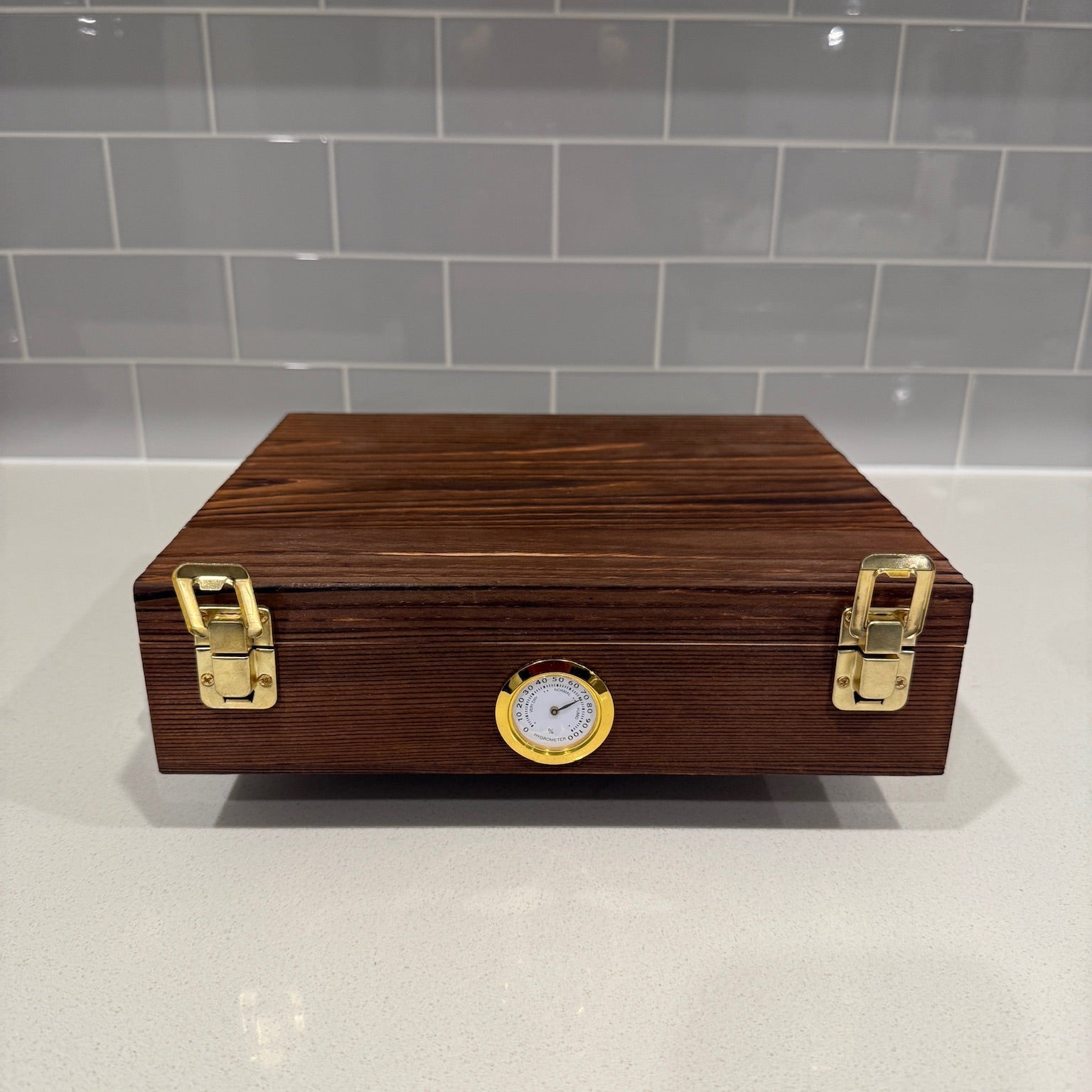 Personalized Cigar Humidor Box - Customizable Design For Cigar Lovers