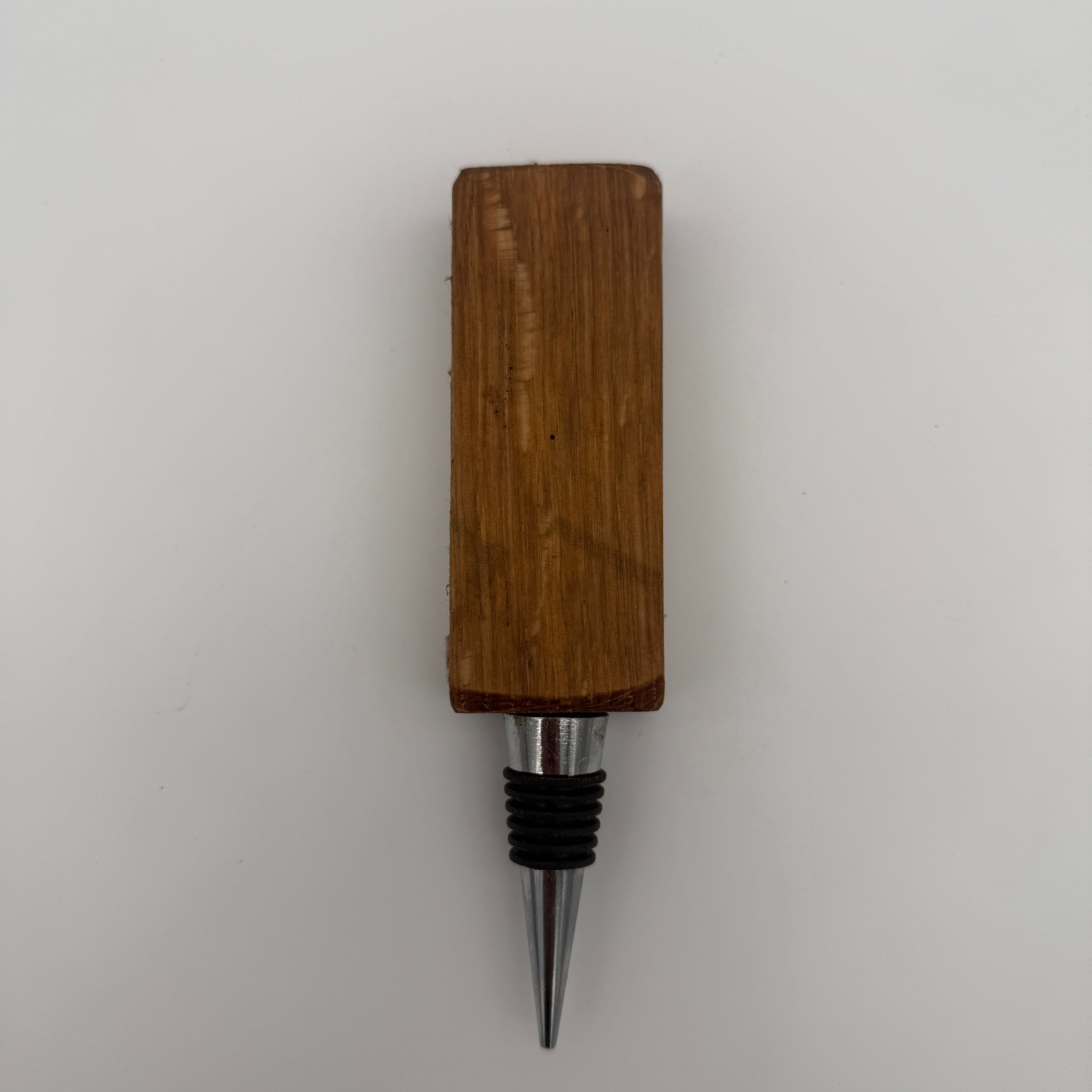 Engraved Wine Barrel Wine Stopper - Unique Accessory For Wine Lovers