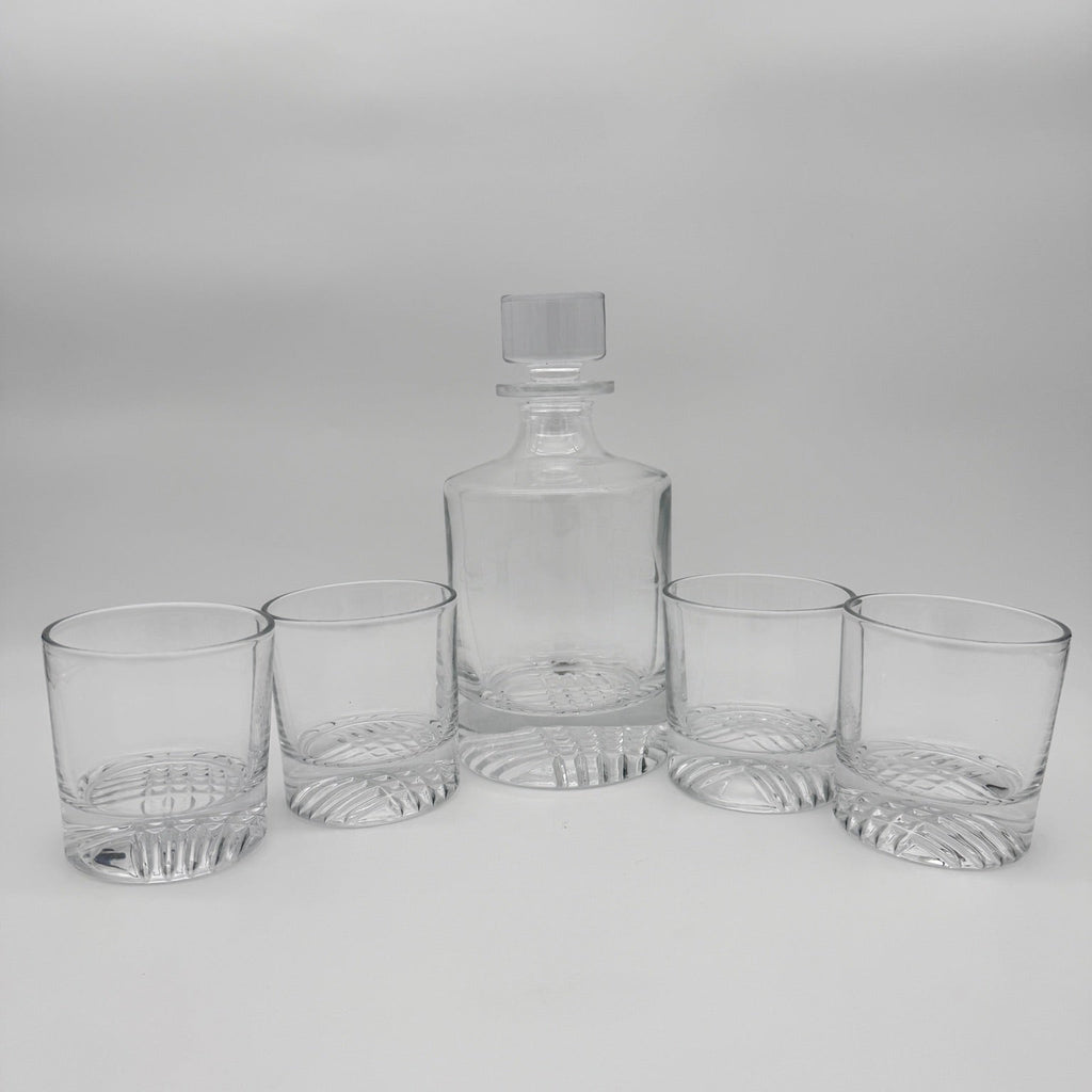 Custom Whiskey Decanter And Glass Set (4) - Personalize Your Spirts Experience